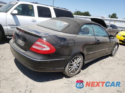 Trzecie zdjęcie samochodu z tyłu: 2005 MERCEDES-BENZ CLK 500 VIN:WDBTK75J55F156815 - miniatura