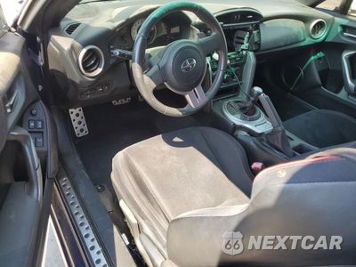 Zdjęcie 8 z 14 samochodu: 2014 TOYOTA SCION FR-S VIN:JF1ZNAA18E8701759 - miniatura