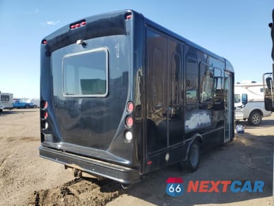 Czwarte zdjęcie samochodu z boku: 2017 FORD ECONOLINE E350 SUPER DUTY CUTAWAY VAN VIN:1FDEE3FS8HDC55836 - miniatura