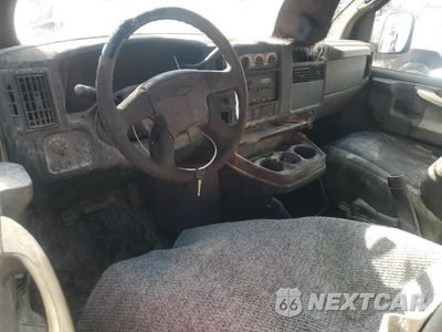 Zdjęcie 8 z 13 samochodu: 2006 CHEVROLET EXPRESS G2500 VIN:1GCGG29VX61136899 - miniatura