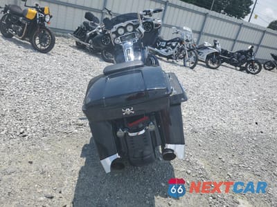 Czwarte zdjęcie samochodu z boku: 2012 HARLEY-DAVIDSON FLHX STREET GLIDE VIN:1HD1KBM12CB668130 - miniatura