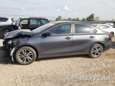 2022 KIA FORTE FE 3KPF24AD8NE440768 - główne zdjęcie licytacji z USA - miniatura