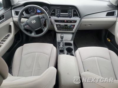 Zdjęcie 8 z 12 samochodu: 2015 HYUNDAI SONATA SE VIN:5NPE24AF0FH148445 - miniatura