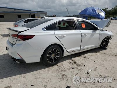 Trzecie zdjęcie samochodu z tyłu: 2018 HYUNDAI SONATA SE VIN:5NPE24AF7JH700032 - miniatura