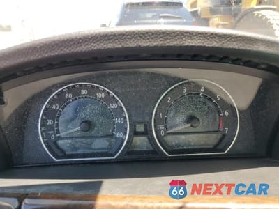 Zdjęcie 9 z 12 samochodu: 2003 BMW 745 LI VIN:WBAGN63413DR12194 - miniatura