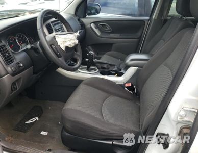 Zdjęcie 7 z 12 samochodu: 2005 MAZDA TRIBUTE S VIN:4F2YZ04145KM40360 - miniatura