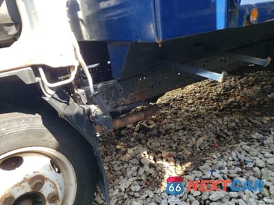 Zdjęcie 12 z 13 samochodu: 2007 ISUZU NPR VIN:4KLC4B1UX7J801988 - miniatura