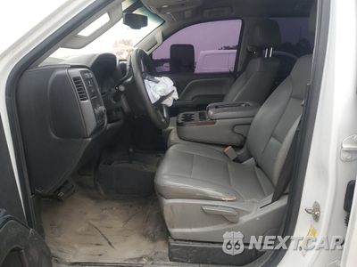 Zdjęcie 7 z 14 samochodu: 2018 CHEVROLET SILVERADO K2500 HEAVY DUTY VIN:1GC1KUEG8JF194206 - miniatura