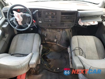 Zdjęcie 8 z 14 samochodu: 2021 CHEV EXPRESS G3500 VIN:1HA3GSC75MN000934 - miniatura
