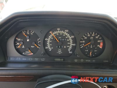 Zdjęcie 9 z 12 samochodu: 1986 MERCEDES-BENZ 300 E VIN:WDBEA30DXGA269701 - miniatura