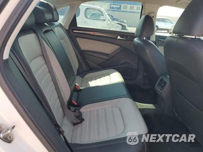 Zdjęcie 10 z 12 samochodu: 2015 VOLKSWAGEN PASSAT SE VIN:1VWBS7A35FC086429 - miniatura