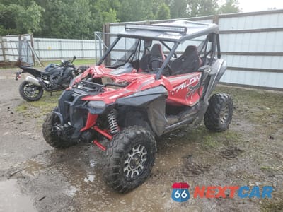 Drugie zdjęcie samochodu z przodu: 2019 HONDA SXS1000 S2X VIN:1HFVE051GK4000465 - miniatura