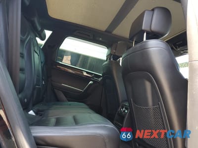 Zdjęcie 6 z 10 samochodu: 2014 VOLKSWAGEN TOUAREG V6 TDI VIN:WVGEP9BP4ED010414 - miniatura