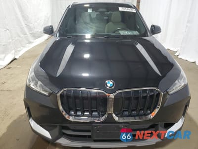 Piąte zdjęcie samochodu w środku: 2023 BMW X1 XDRIVE28I VIN:WBX73EF04P5X46896 - miniatura