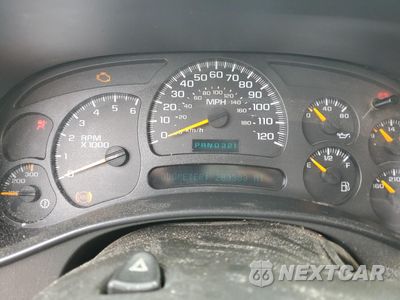 Zdjęcie 8 z 10 samochodu: 2005 CHEVROLET SILVERADO K3500 VIN:1GBHK39U65E184282 - miniatura