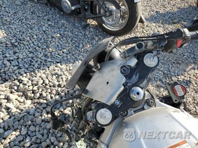 Zdjęcie 7 z 8 samochodu: 2003 SUZUKI SV650 VIN:JS1VP53A132104941 - miniatura