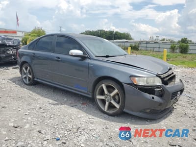 Czwarte zdjęcie samochodu z boku: 2011 VOLVO S40 T5 VIN:YV1672MSXB2537389 - miniatura