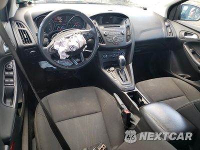 Zdjęcie 8 z 13 samochodu: 2016 FORD FOCUS SE VIN:1FADP3F20GL242583 - miniatura