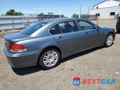 Trzecie zdjęcie samochodu z tyłu: 2003 BMW 745 LI VIN:WBAGN63413DR12194 - miniatura