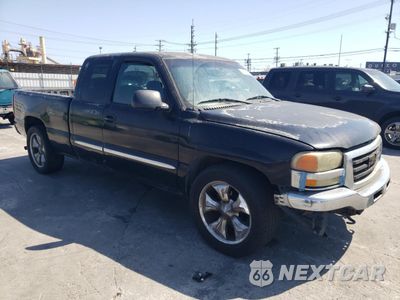 Czwarte zdjęcie samochodu z boku: 2004 GMC NEW SIERRA C1500 VIN:2GTEC19VX41353826 - miniatura