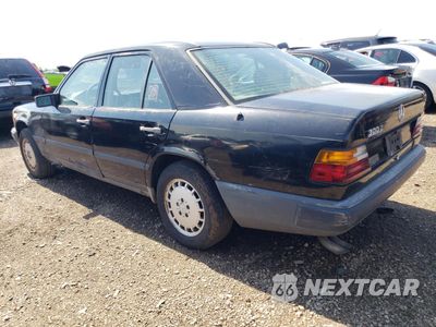 Drugie zdjęcie samochodu z przodu: 1986 MERCEDES BENZ 300 E VIN:WDBEA30056A122976 - miniatura