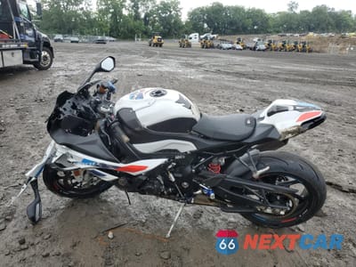 Trzecie zdjęcie samochodu z tyłu: 2023 BMW S 1000 RR VIN:WB10E6305P6H63560 - miniatura