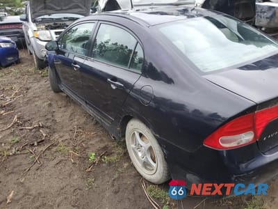 Trzecie zdjęcie samochodu z tyłu: 2006 HONDA CIVIC LX VIN:2HGFA15556H012166 - miniatura