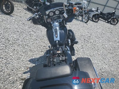 Zdjęcie 6 z 9 samochodu: 2012 HARLEY-DAVIDSON FLHX STREET GLIDE VIN:1HD1KBM12CB668130 - miniatura