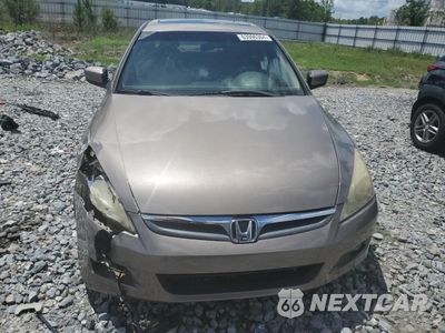 Piąte zdjęcie samochodu w środku: 2006 HONDA ACCORD EX VIN:1HGCM66596A036863 - miniatura