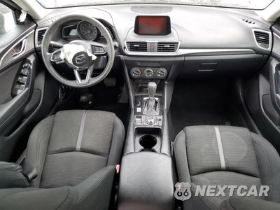 Zdjęcie 8 z 13 samochodu: 2018 MAZDA 3 SPORT VIN:3MZBN1U7XJM161782 - miniatura