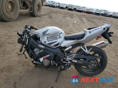 Trzecie zdjęcie samochodu z tyłu: 2003 HONDA CBR600 F4 VIN:JH2PC35093M400126 - miniatura
