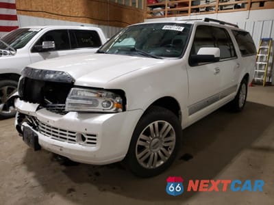 2011 LINCOLN NAVIGATOR L 5LMJJ3J54BEJ03241 - główne zdjęcie licytacji z USA - miniatura