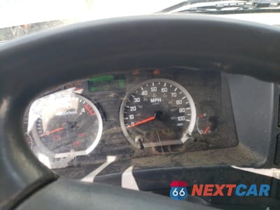 Zdjęcie 9 z 14 samochodu: 2011 ISUZU NPR VIN:JALB4W173B7400381 - miniatura