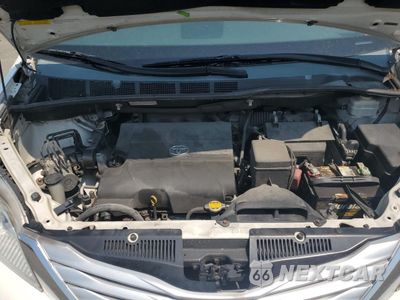 Zdjęcie 12 z 13 samochodu: 2013 TOYOTA SIENNA XLE VIN:5TDDK3DC2DS052055 - miniatura