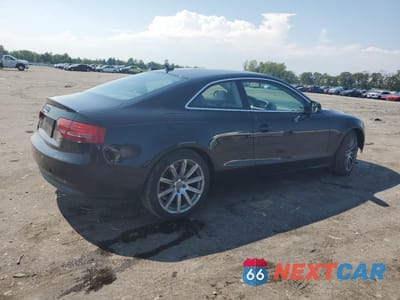 Trzecie zdjęcie samochodu z tyłu: 2011 AUDI A5 PREMIUM PLUS VIN:WAULFAFR2BA086039 - miniatura