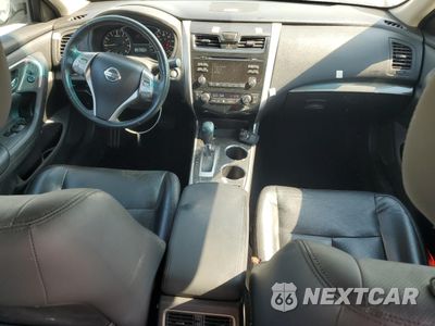 Zdjęcie 8 z 12 samochodu: 2015 NISSAN ALTIMA 2.5 VIN:1N4AL3AP3FN906539 - miniatura