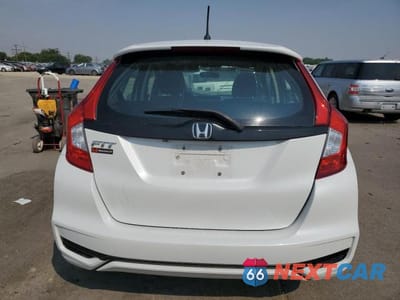 Zdjęcie 6 z 12 samochodu: 2019 HONDA FIT LX VIN:3HGGK5H48KM731029 - miniatura