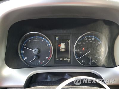 Zdjęcie 9 z 15 samochodu: 2018 TOYOTA RAV4 LE VIN:JTMZFREV8JJ179737 - miniatura