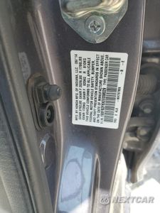 Zdjęcie 12 z 12 samochodu: 2014 HONDA CIVIC EX VIN:19XFB2F8XEE058029 - miniatura