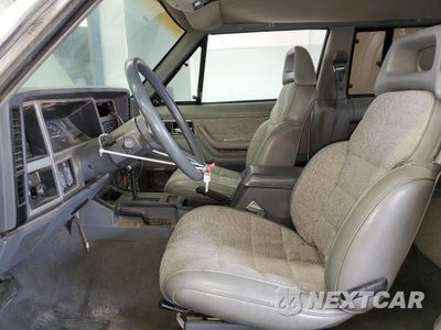 Zdjęcie 7 z 12 samochodu: 1990 JEEP CHEROKEE LAREDO VIN:1J4FJ57L1LL166898 - miniatura