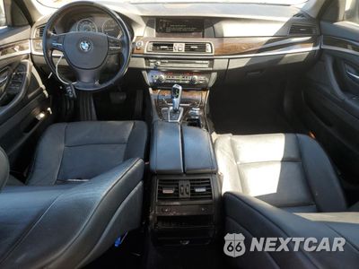 Zdjęcie 8 z 12 samochodu: 2013 BMW 528 XI VIN:WBAXH5C52DDW16385 - miniatura
