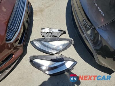 Zdjęcie 12 z 13 samochodu: 2022 TESLA MODEL Y VIN:7SAYGDEE2NF387253 - miniatura