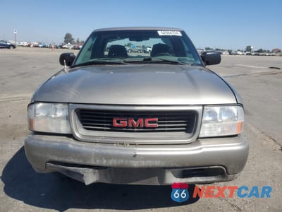 Piąte zdjęcie samochodu w środku: 2001 GMC SONOMA VIN:1GTCS195118141397 - miniatura