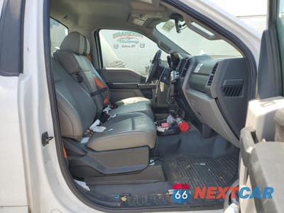 Zdjęcie 10 z 12 samochodu: 2020 FORD F450 SUPER DUTY VIN:1FDUF4GN0LED62017 - miniatura