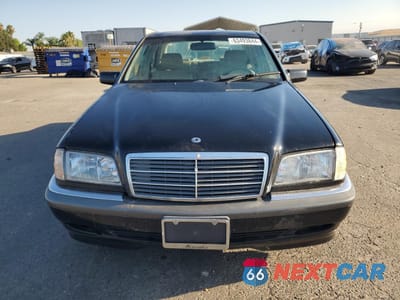 Piąte zdjęcie samochodu w środku: 1998 MERCEDES-BENZ C 230 VIN:WDBHA23G9WA552893 - miniatura