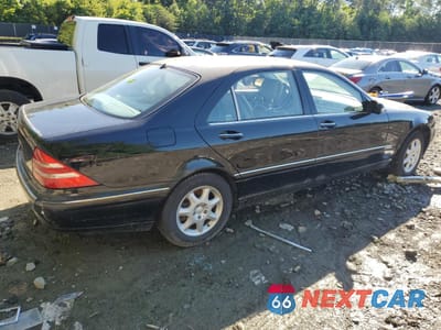 Trzecie zdjęcie samochodu z tyłu: 2000 MERCEDES-BENZ S 500 VIN:WDBNG75J4YA113000 - miniatura