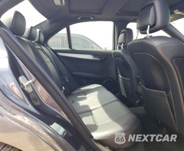 Zdjęcie 10 z 12 samochodu: 2008 MERCEDES-BENZ C 300 4MATIC VIN:WDDGF81XX8F113038 - miniatura