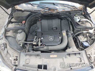 Zdjęcie 11 z 12 samochodu: 2012 MERCEDES-BENZ C 250 VIN:WDDGJ4HB9CF770195 - miniatura