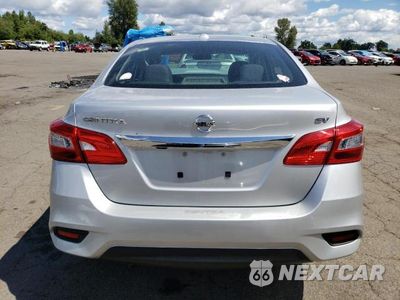 Zdjęcie 6 z 12 samochodu: 2018 NISSAN SENTRA S VIN:3N1AB7AP4JY259572 - miniatura