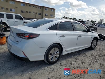 Trzecie zdjęcie samochodu z tyłu: 2018 HYUNDAI SONATA HYBRID VIN:KMHE24L36JA078447 - miniatura